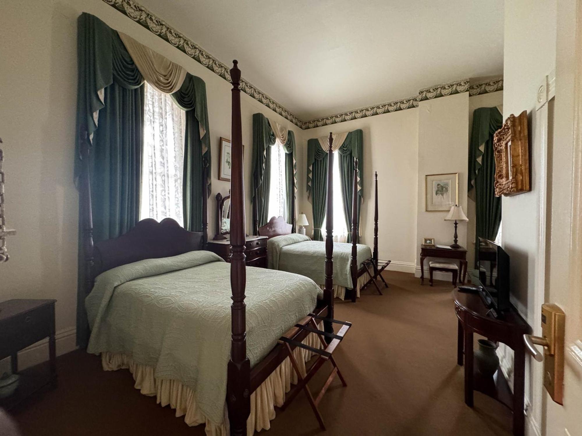 נאטשז The Guest House Historic Mansion מראה חיצוני תמונה